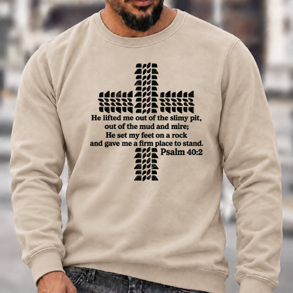 Men’s Crew Neck Sweatshirt, Psalm 40:2 Bible Verse Tire Tread Cross Graphic Pullover, Christian Offroad Faith Casual Top