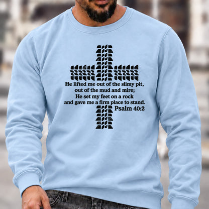 Men’s Crew Neck Sweatshirt, Psalm 40:2 Bible Verse Tire Tread Cross Graphic Pullover, Christian Offroad Faith Casual Top
