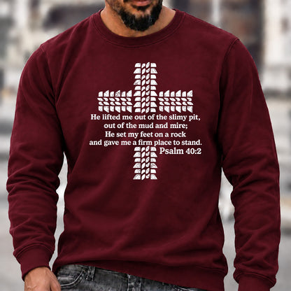Men’s Crew Neck Sweatshirt, Psalm 40:2 Bible Verse Tire Tread Cross Graphic Pullover, Christian Offroad Faith Casual Top